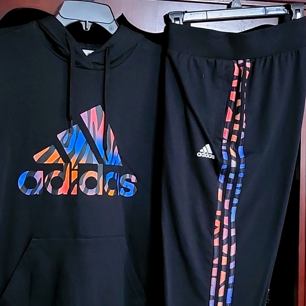 Adidas joggers & hoodie